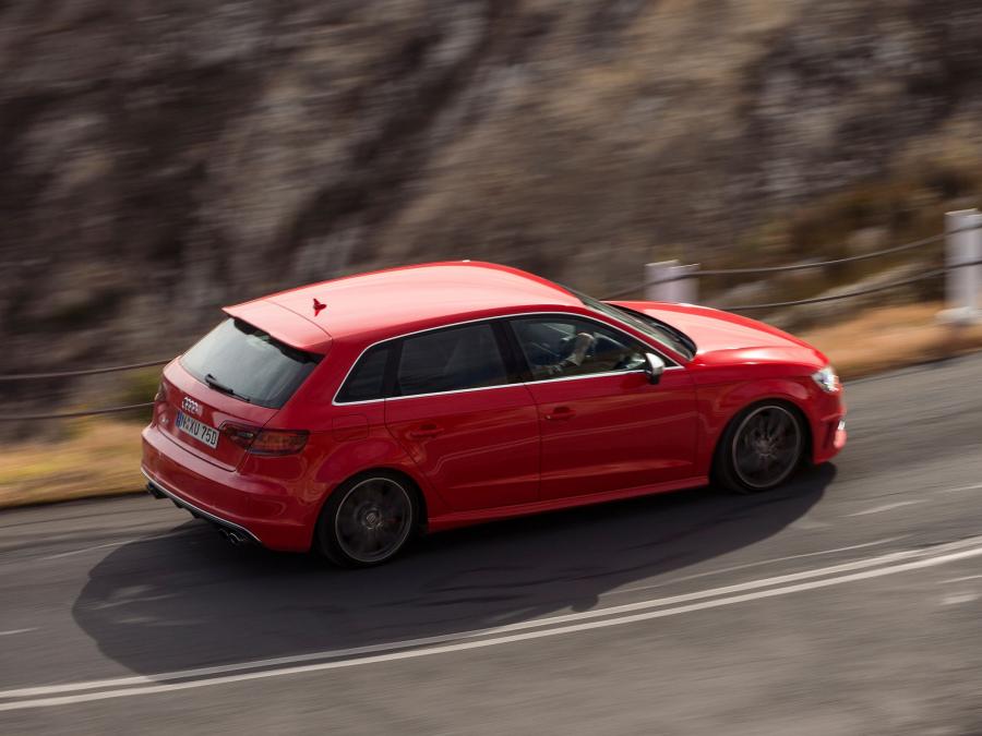  Audi S3 Sportback (8V) 2013 года  (AU) (фото 11 из 21)